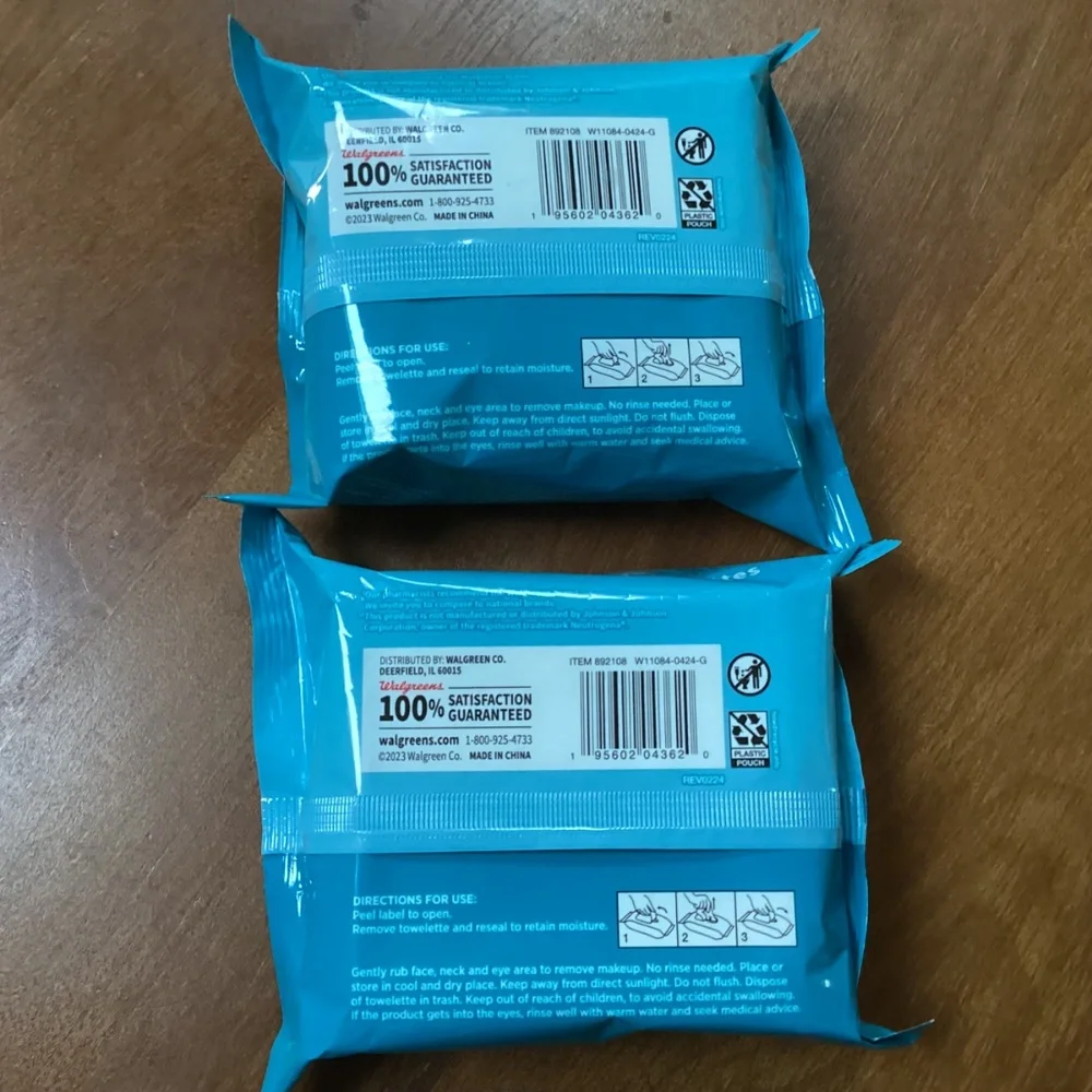Walgreens Hydrating Makeup Removing Towelettes 25 count 2 packs NEW